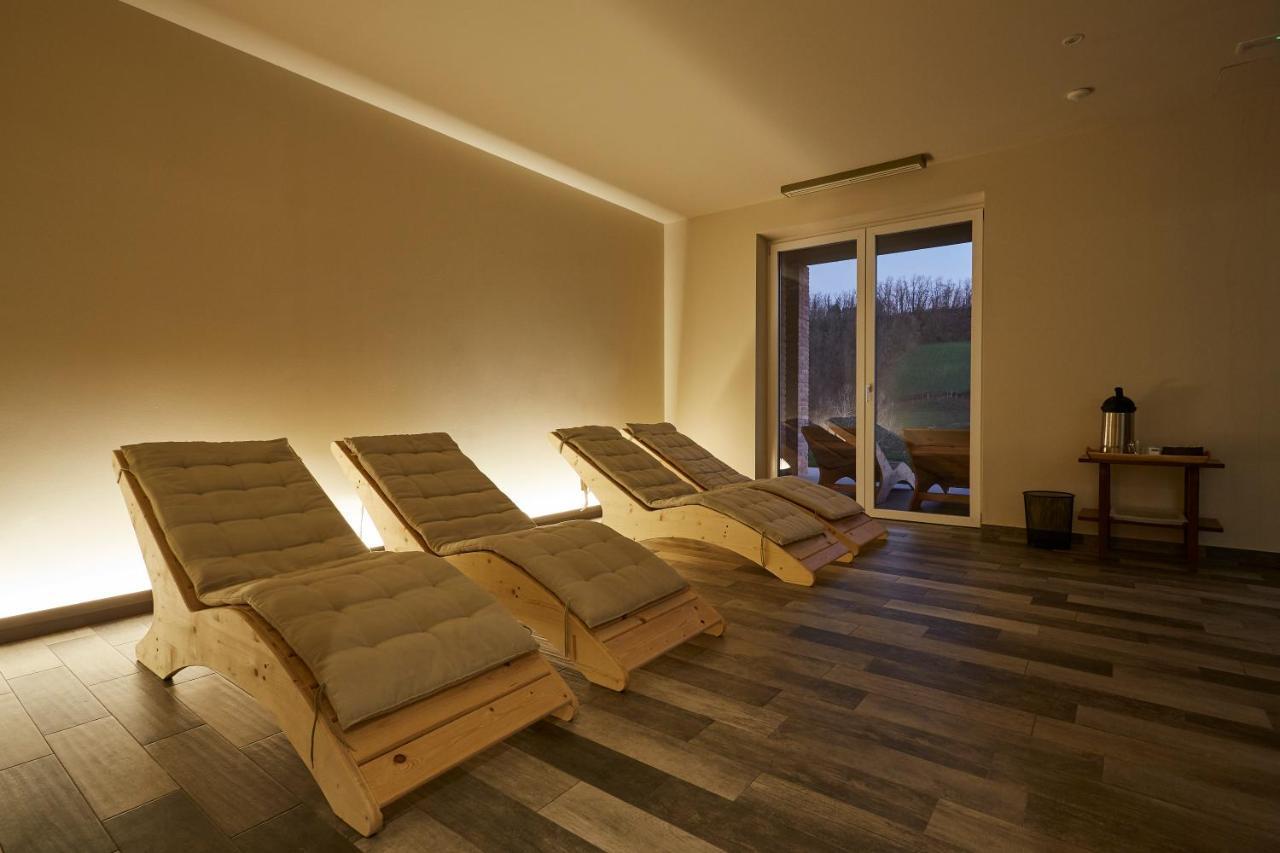 Agriturismo Alba Del Borgo ฟีเดนซา ภายนอก รูปภาพ